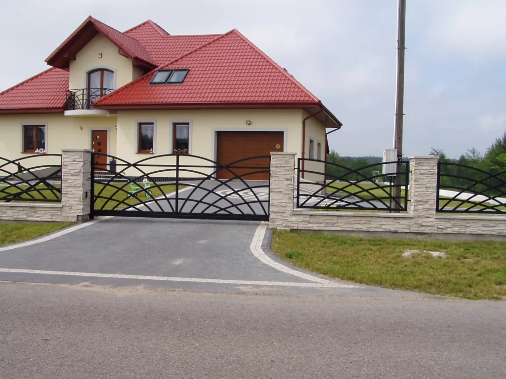 Modern fences
