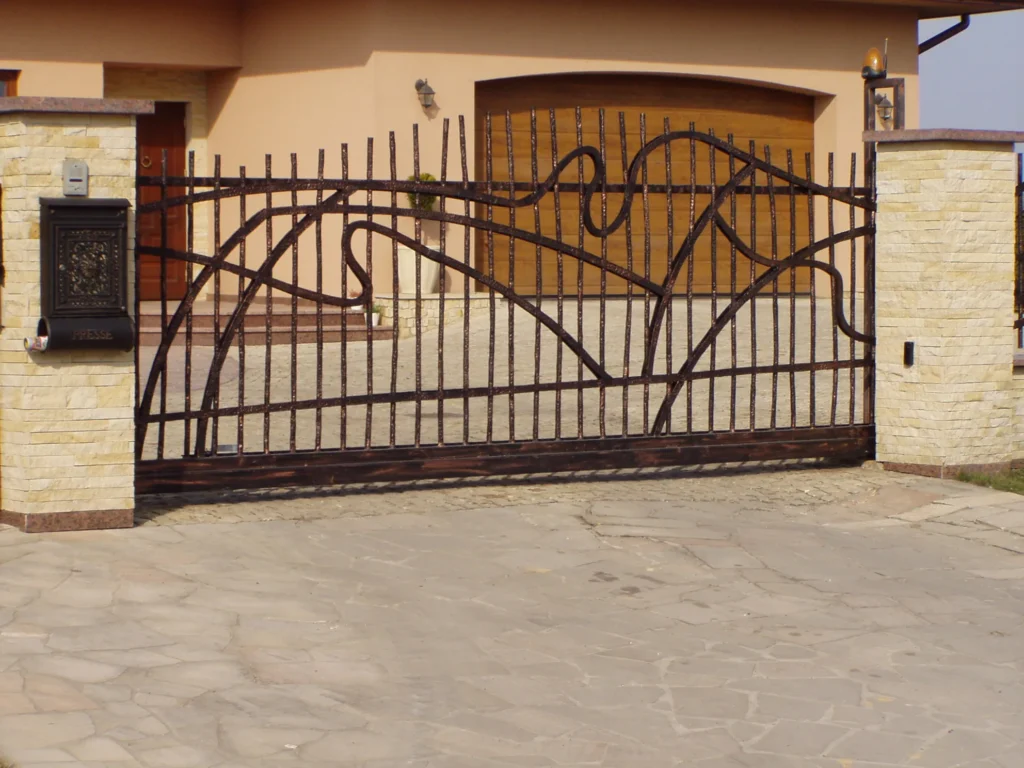 Modern fences