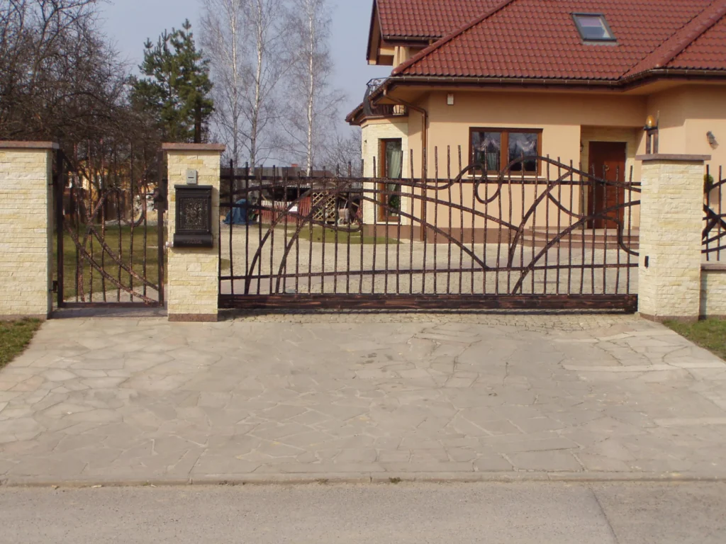 Modern fences