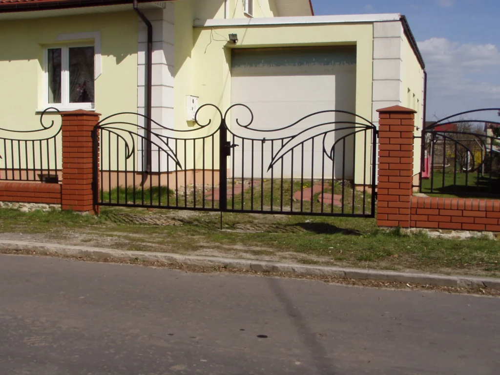 Modern fences