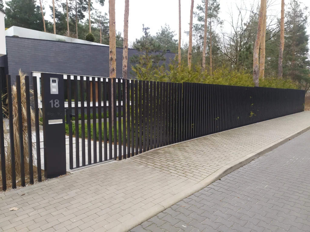 Individualūs įvažiavimo vartai pagal projektą