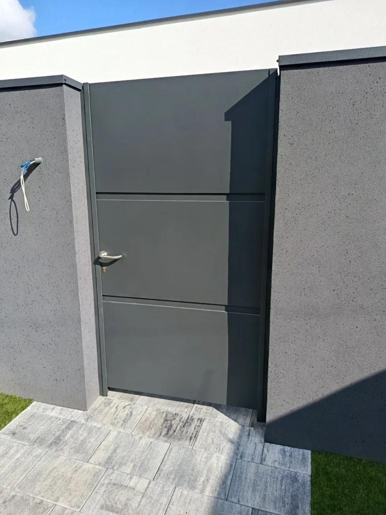 Modern fences