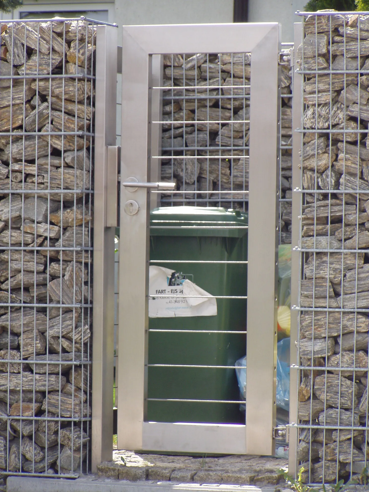Modern fences