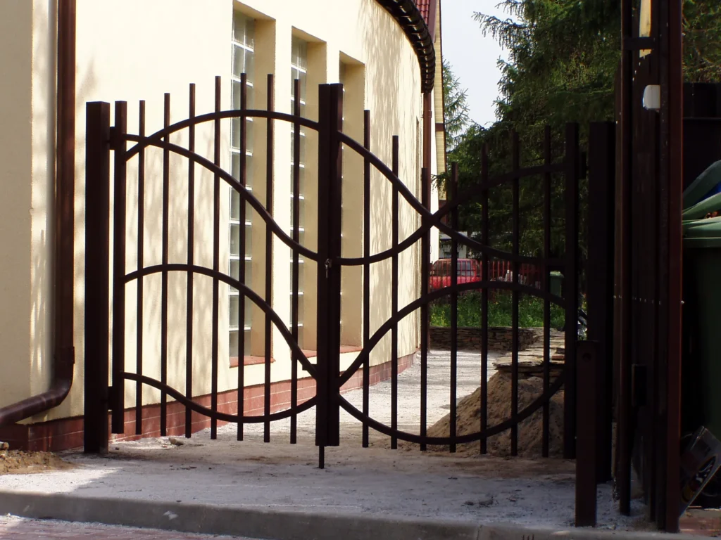 Modern fences