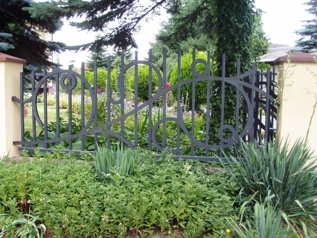 Modern fences