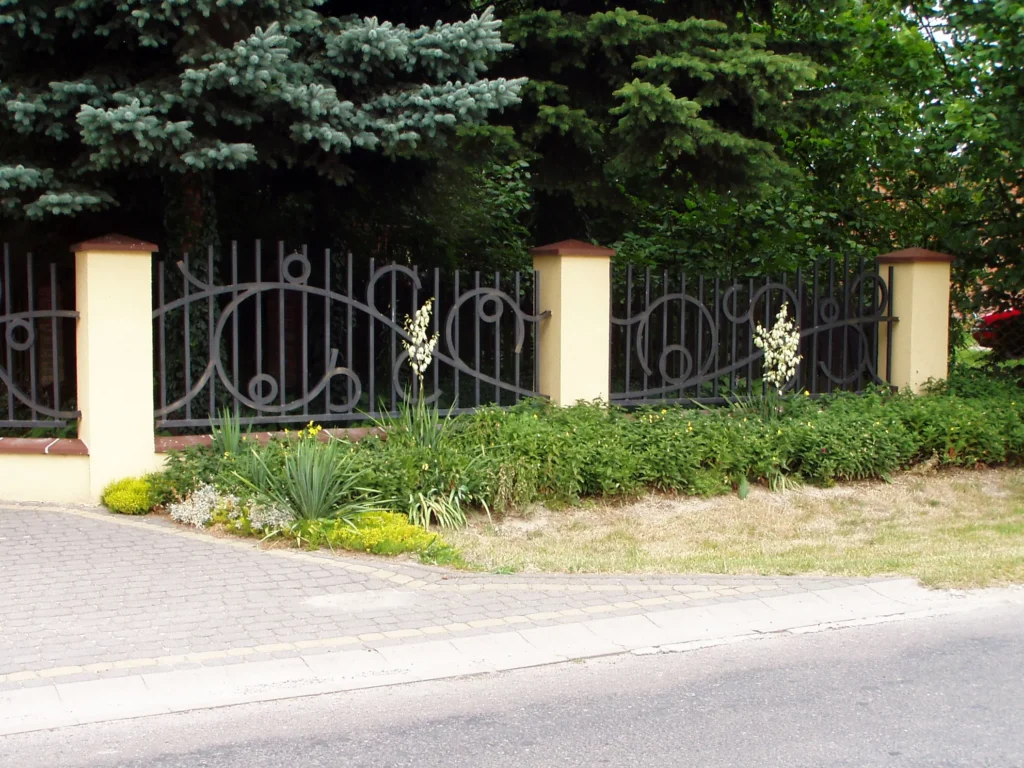 Modern fences
