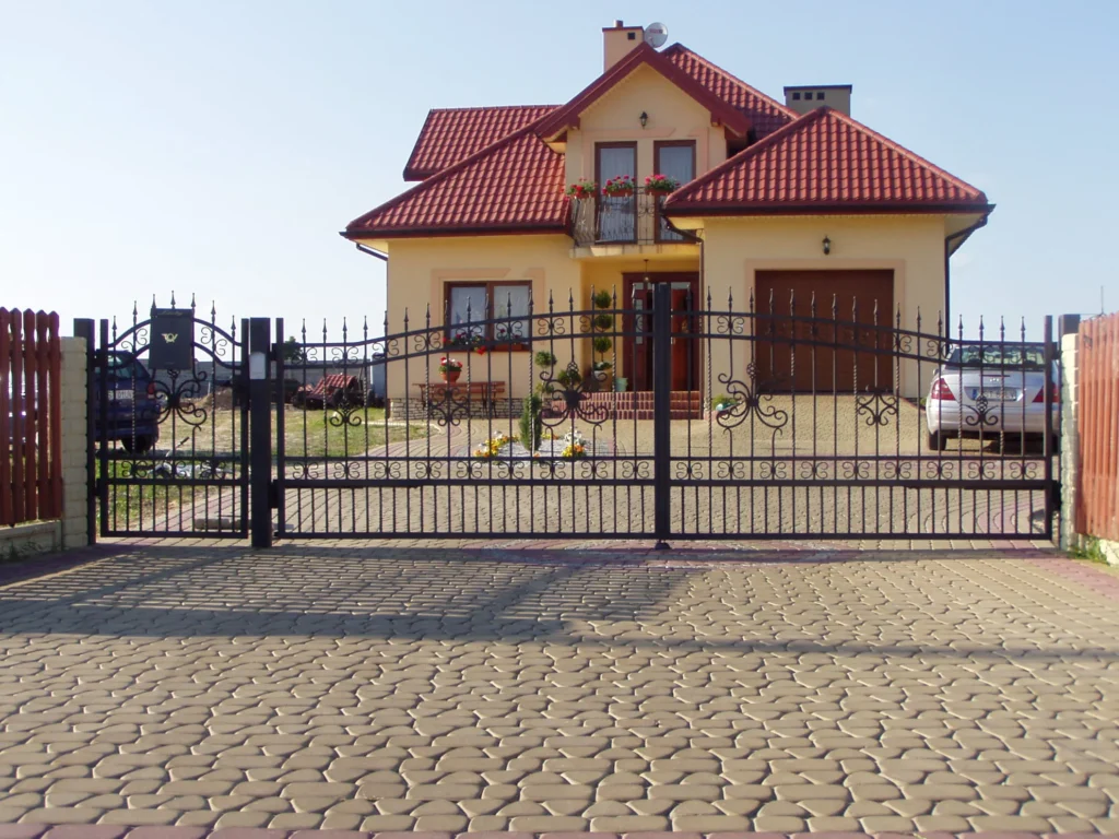 Decorative metal fences
