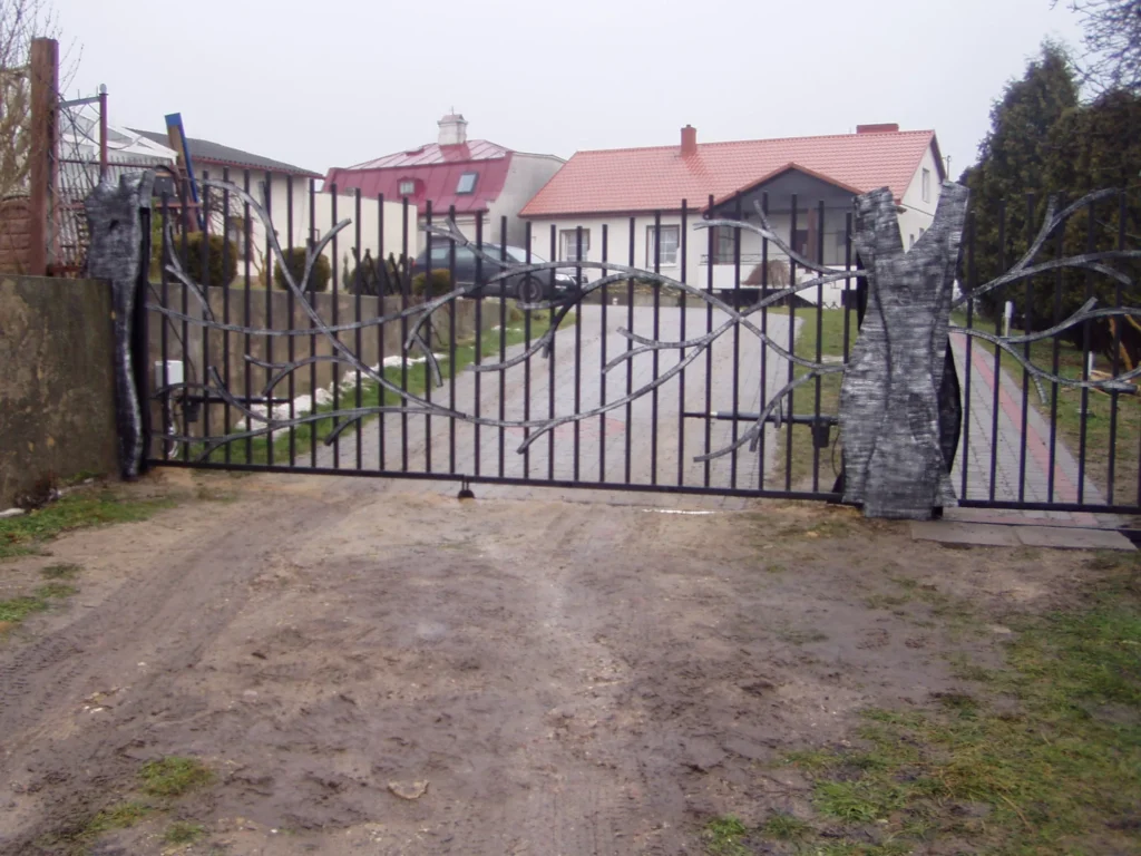 Decorative metal fences