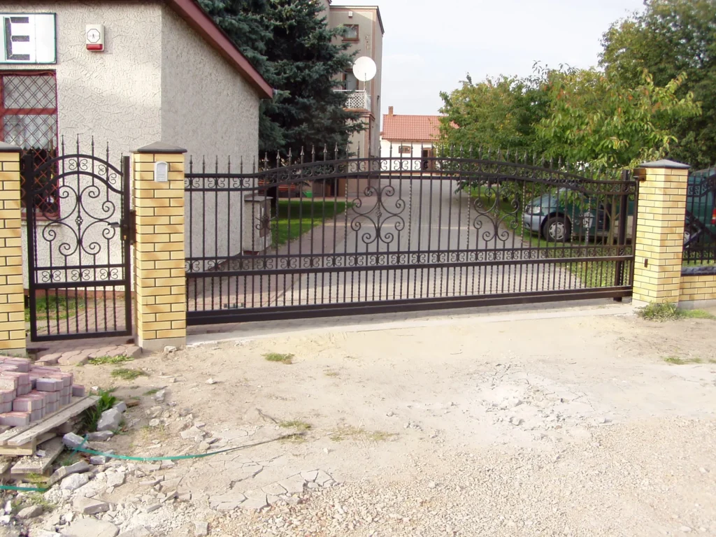 Decorative metal fences