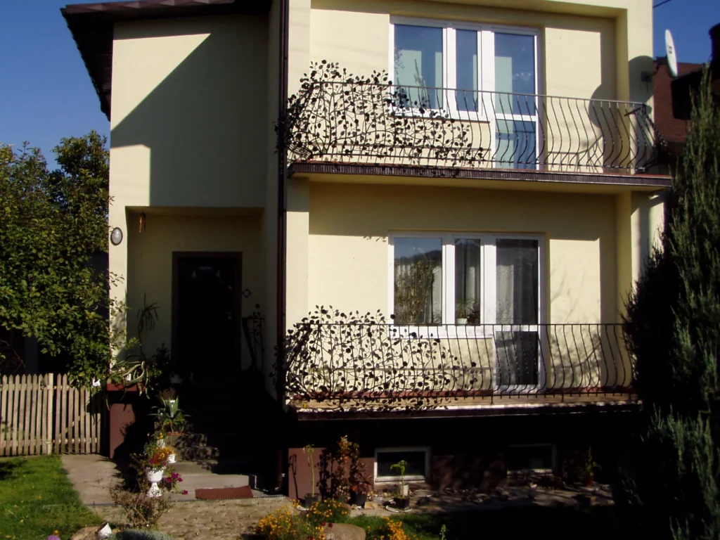 Decorative metal railings
