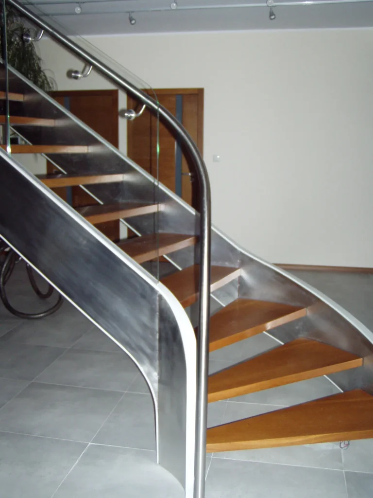 Curved stairs