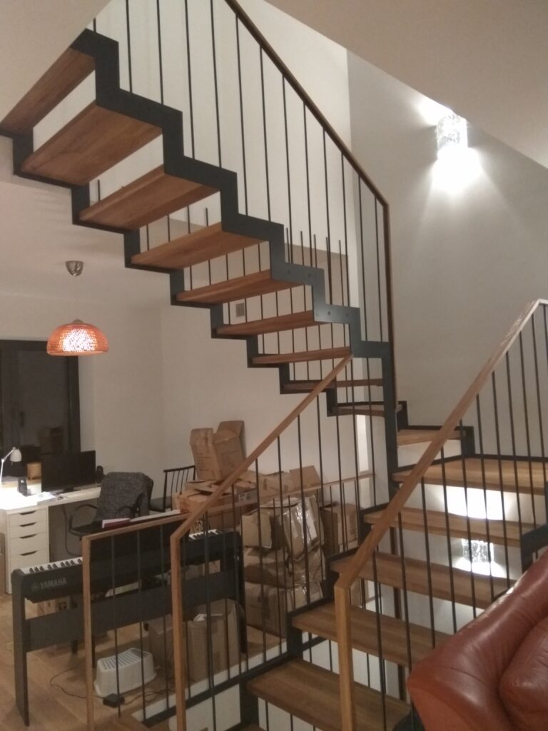 Open-riser stairs