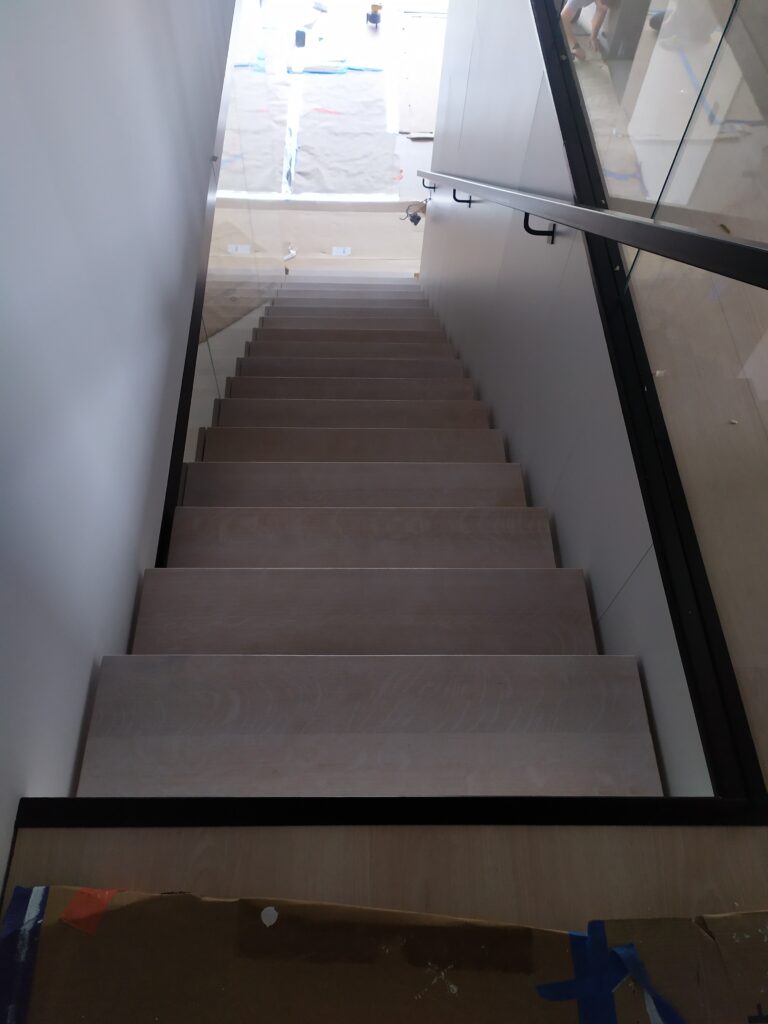 Open-riser stairs