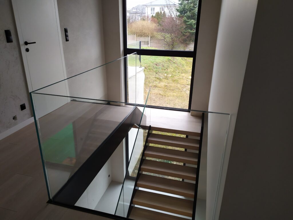 Užbėginiai laiptai