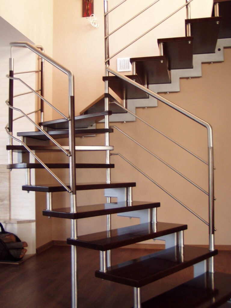 Open-riser stairs