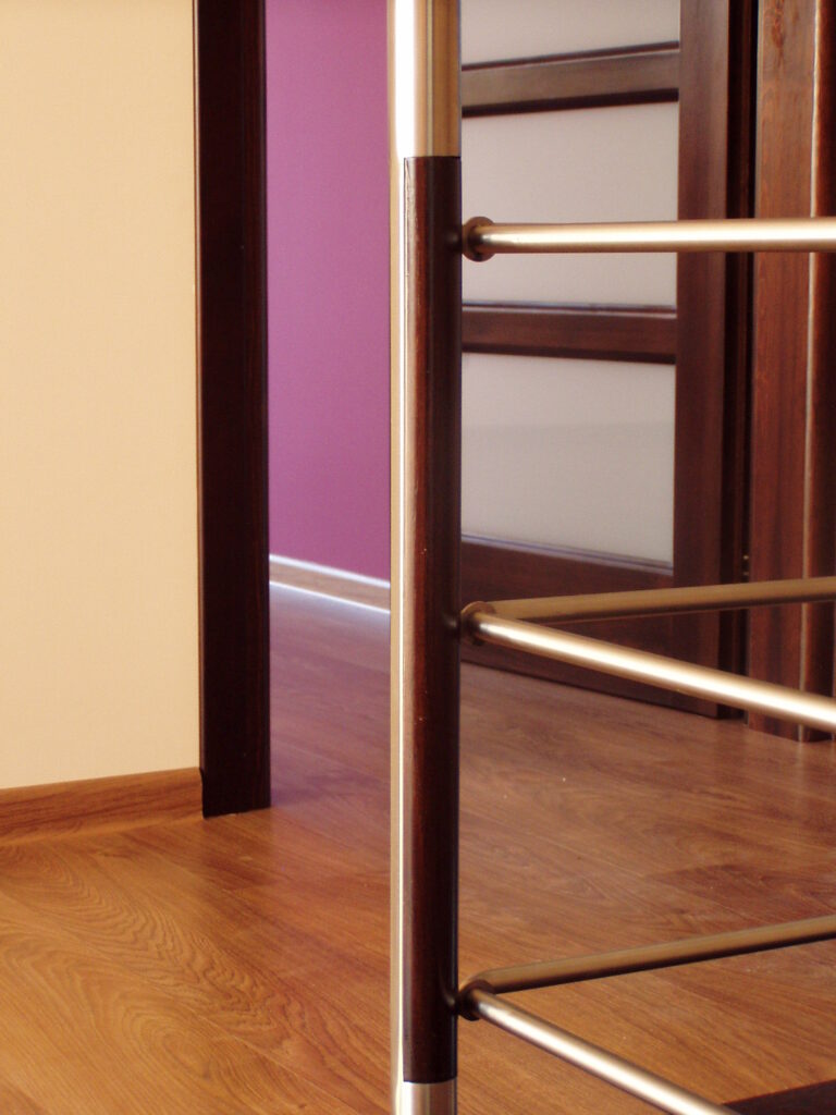 Open-riser stairs