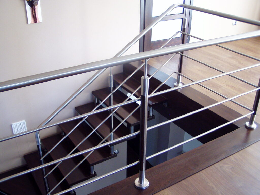 Open-riser stairs
