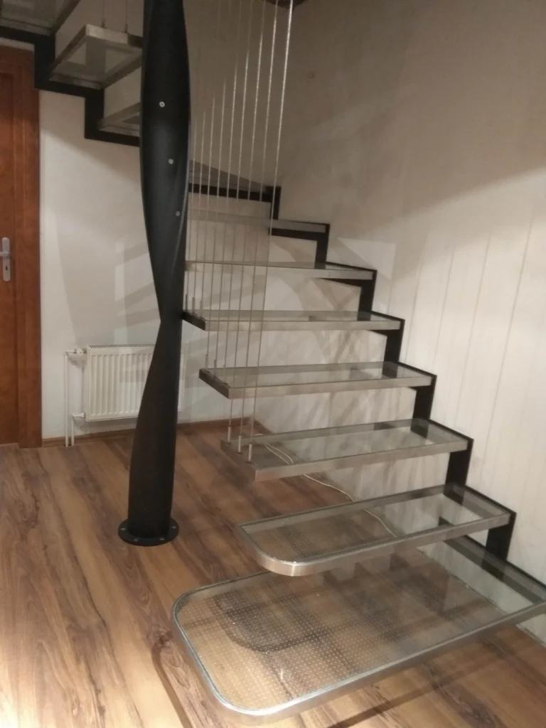 Floating shelf stairs